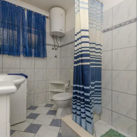 Ita 1 Apartment Postira