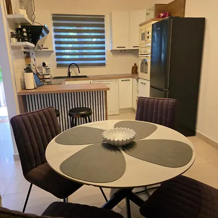 Apartment Ita 1 Postira