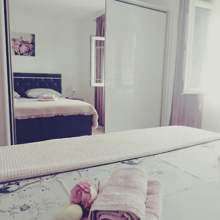 Apartament Ita 1 Postira