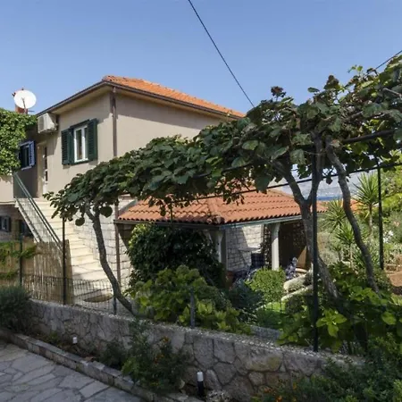Apartament Ita 1